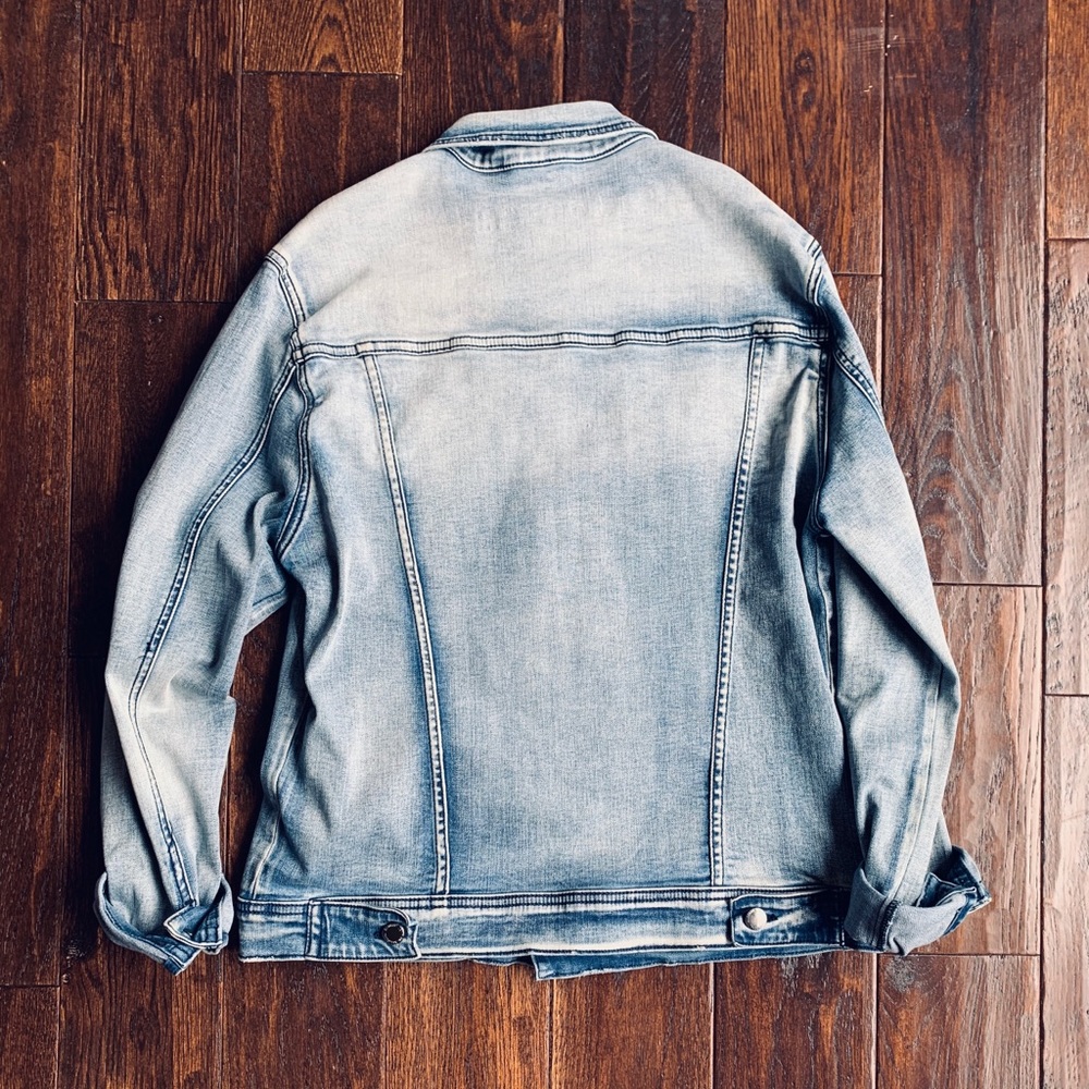 Kilogram Ripped Denim Jacket 🤩 - Picture 5 of 8